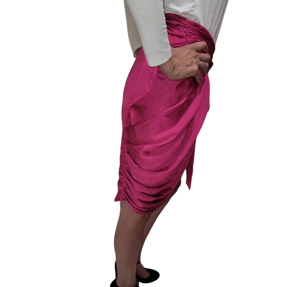 BCBGMaxAzria silky pink draped skirt - Picture 5 of 12